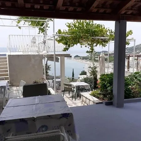 In With Sea View, Terrace, Wi-fi Lejlighed Omiš