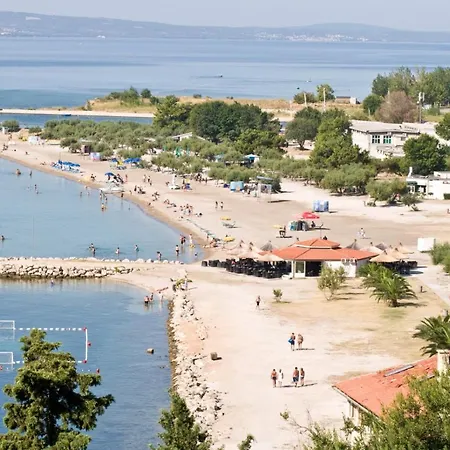 Lejlighed In With Sea View, Terrace, Wi-fi Omiš